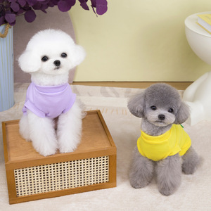 Suéter Cómodo a Cuadros para Perros y Gatos al por Mayor - Tejido Suave de Poliéster para Invierno, Primavera y Otoño, Estilo Retro de Moda - Product Image 1