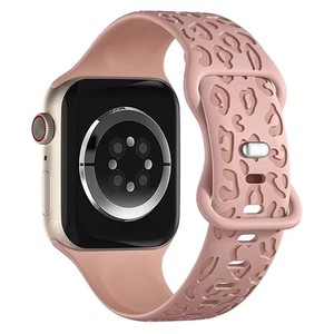 <span class=keywords><strong>Bracelet</strong></span> en silicone bicolore gravé léopard pour <span class=keywords><strong>bracelet</strong></span> <span class=keywords><strong>Apple</strong></span> <span class=keywords><strong>Watch</strong></span> 38 40 41 42 44 45 49 Mm pour <span class=keywords><strong>bracelet</strong></span> Iwatch Ultra 2 Se 9 8 7 6 5 - Product Image 3