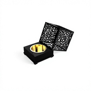 Quemador de Incienso de Metal Negro Hecho a Mano, Diseño Cuadrado, del Mejor Exportador de la India - Product Image 1