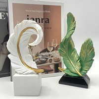 Décoration d'intérieur moderne haut de gamme en résine, ornements de plumes, pour salon, entrée, décoration douce, décoration de pendaison de crémaillère