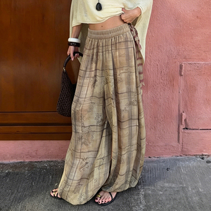 Pantalon décontracté d'été léger et respirant à taille élastique, coupe ample et décontractée, motif à carreaux, style streetwear pour femme - Product Image 3