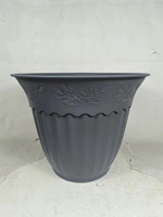 Pot de fleurs et jardinières en plastique coloré moderne à vendre en gros pour une utilisation décorative à la maison dans le jardin, le patio, la chambre à coucher