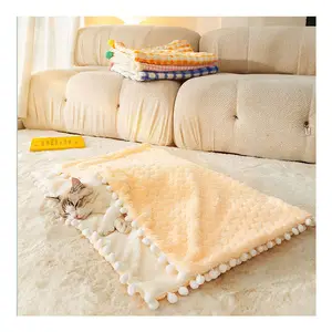 Kabarık Premium konfor süper yumuşak özel pençe baskılı yıkanabilir köpek battaniye Pet Polar Polar malzeme battaniye