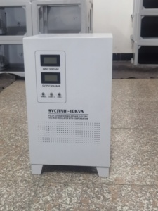 Bán Hot Single phase 120V 220V SVC 10KVA 15kVA Đồng servo động cơ tự động điều chỉnh điện áp ổn định với LCD hiển thị - Product Image 6