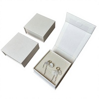 Expositor Magnético de Cartón Tipo Libro para Collares y Joyería con Inserto, Gran Venta