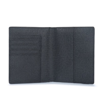 Couverture de passeport porte-passeport en cuir PU avec protection d'embouts en métal pour les détenteurs de billets d'avion de voyage peuvent Logo personnalisé
