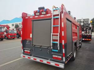 Camión Cisterna de Espuma Contra Incendios DongFeng de Doble Cabina, Nuevo, 5 Toneladas, Capacidad del Tanque de 5001-7000L, 4x2 Diésel, Emisión EURO 5, Rescate de Emergencia - Product Image 2