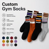 Chaussettes de sport respirantes en coton tricoté avec logo personnalisé OEM, chaussettes de sport amortissantes pour hommes et enfants, idéales pour l'été