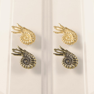 Poignée de porte et tirette de tiroir en laiton massif, motif ammonite marine, pour salon, chambre d'enfant, bouton décoratif mural, quincaillerie en forme de coquille - Product Image 1