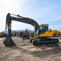 Excavatrice robuste EC220 pour les opérations minières, l'exploitation de carrières, le développement terrestre, le chargement de matériaux en vrac et les travaux de terrassement exigeants