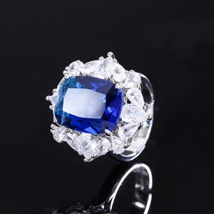 Ensemble de bijoux de fête pour femmes en cuivre écologique, motif floral, 12*16mm, avec zircon cubique bleu, comprenant une bague et un collier - Product Image 5