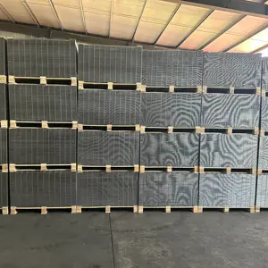 Iron Welded Wire Mesh Panels Galvanized Square Hole Welded Rolls Mesh Sheet Stainless Iron Rope Iron Wire Mesh For Sale