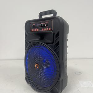 ลำโพง QJ1205 ไฟ LED RGB รุ่นขายดี ชาร์จซ้ำได้ <span class=keywords><strong>มา</strong></span>พร้อมไมโ<span class=keywords><strong>ค</strong></span>รโฟนแบบมีสาย รองรับการเชื่อมต่อ AUX/USB สำหรับ<span class=keywords><strong>ค</strong></span>าราโอเกะที่บ้านและงานปาร์ตี้ - Product Image 1