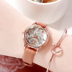 Montre pour femme minimaliste tendance, nouvelle collection, avec graduations artistiques, montre décontractée pour femme, à la mode et branchée - Product Image 5