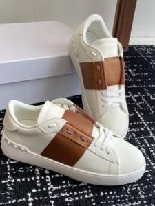 Zapatillas Casuales con Cordones y Tacón Decorado con Tachuelas para Mujer, Estilo Urbano y Salidas Diarias, Valen - Product Image 2