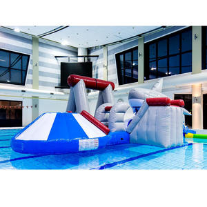 Circuito de Obstáculos Inflable para Piscina con Múltiples Retos, Piscina Inflable con Forma de Tiburón, Área de Juegos Flotante - Product Image 1