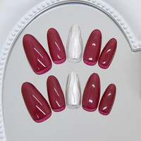 Maroon Amandelvormige Nagels met 3D Gouden Lijnen, Press-on Nagels, ABS, Machinegemaakt, 30 Stuks Kunstnagels, Gouden Kleur voor Vrouwen