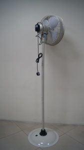 Ventilador de Pedestal Eléctrico Metálico de 18 Pulgadas, OEM/ODM, con 4 Aspas, 5 Niveles de Eficiencia Energética, para Uso Comercial/Industrial GAPIDF022 (KTS-1845) - Product Image 2