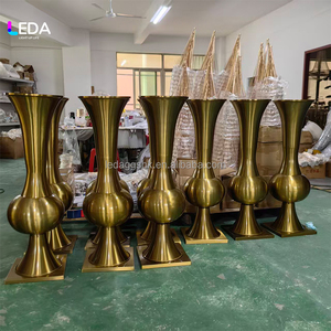 Centro de Mesa de Boda LEDA, Soporte de Flores Metálico Dorado en Forma de Jarrón, Decoración Elegante para Mesa de Boda, Gran Venta - Product Image 6