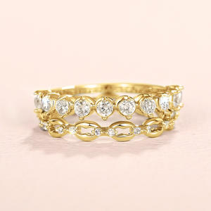 Anello con Diamante T0422 in Oro Massiccio 18K, Taglio Brillante Rotondo, Colore G Naturale, Design Minimalista per Uso Quotidiano Femminile - Product Image 3