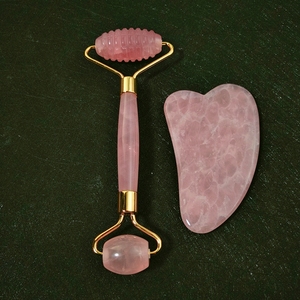 Arrivée la plus chaude <span class=keywords><strong>de</strong></span> HUIYING utilisant le rouleau vibrant <span class=keywords><strong>de</strong></span> <span class=keywords><strong>visage</strong></span> <span class=keywords><strong>de</strong></span> <span class=keywords><strong>jade</strong></span> <span class=keywords><strong>avant</strong></span> et après la boîte <span class=keywords><strong>de</strong></span> rouleau <span class=keywords><strong>de</strong></span> quartz rose - Product Image 6
