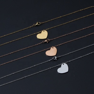 Collar con Colgante de Corazón de Acero Inoxidable Pulido Espejo, Chapado en Oro de 18k, Hermoso Collar con Dije de Corazón <span class=keywords><strong>para</strong></span> Regalo de Pareja - Product Image 3