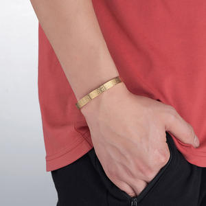 Pulsera de Acero de Titanio con Mantra de Luz Dorada Taoísta, Escritura de Sello Antiguo, Joyería Unisex para Uso Diario, Fabricante de Dongguan - Product Image 2