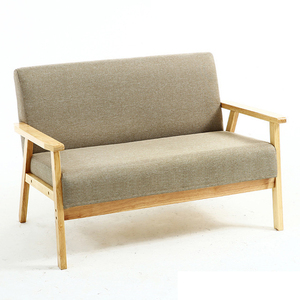 Set di divani in stile europeo mobili da soggiorno sedia in tessuto poltrona Lounge per il tempo libero <span class=keywords><strong>divano</strong></span> moderno in legno massello a 2 posti - Product Image 1
