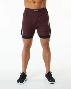 الصيف جديد العضلات اللياقة البدنية السراويل حزام الرجال طبقة مزدوجة التجفيف السريع في الهواء الطلق تشغيل العرق تنفس التدريب اللياقة البدنية