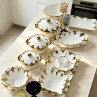 Noordse witte keramische ovale dinerbord met gouden rand, porseleinen serveerschaal, huishoudelijk fruit- en dessertbord, voedselveilig.