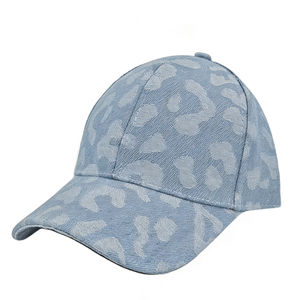 Gorra de Béisbol de Mezclilla Azul Claro con Estampado de Leopardo, Ajustable, Transpirable, para Senderismo, Correr y Deportes al Aire Libre - Product Image 2