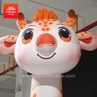 Publicidad personalizada inflable jirafa inflables dibujos animados