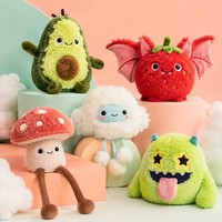 Op maat gemaakte cartoon fruitmonster knuffelset OEM avocado aardbei paddenstoel wolk knuffel speelgoed nieuwigheid bankkussen cadeau