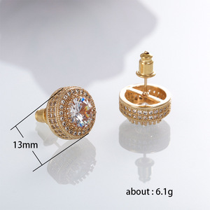 Orecchini a perno rotondi versatili per donna, gioielli per le orecchie in stile minimalista e brillante. - Product Image 6