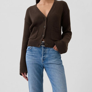 Maglioni personalizzati OEM ODM da <span class=keywords><strong>donna</strong></span> <span class=keywords><strong>Cardigan</strong></span> maglione da <span class=keywords><strong>donna</strong></span> con scollo a V <span class=keywords><strong>marrone</strong></span> maglia invernale - Product Image 3