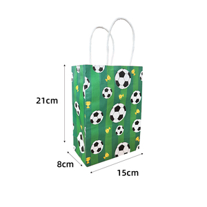 623174 مجموعة أكياس هدايا كرة القدم من 4 قطع، أكياس هدايا تذكارية بمقابض، تصميم كأس كرة القدم بخطوط خضراء للملاعب، مصنوعة من الورق - Product Image 6