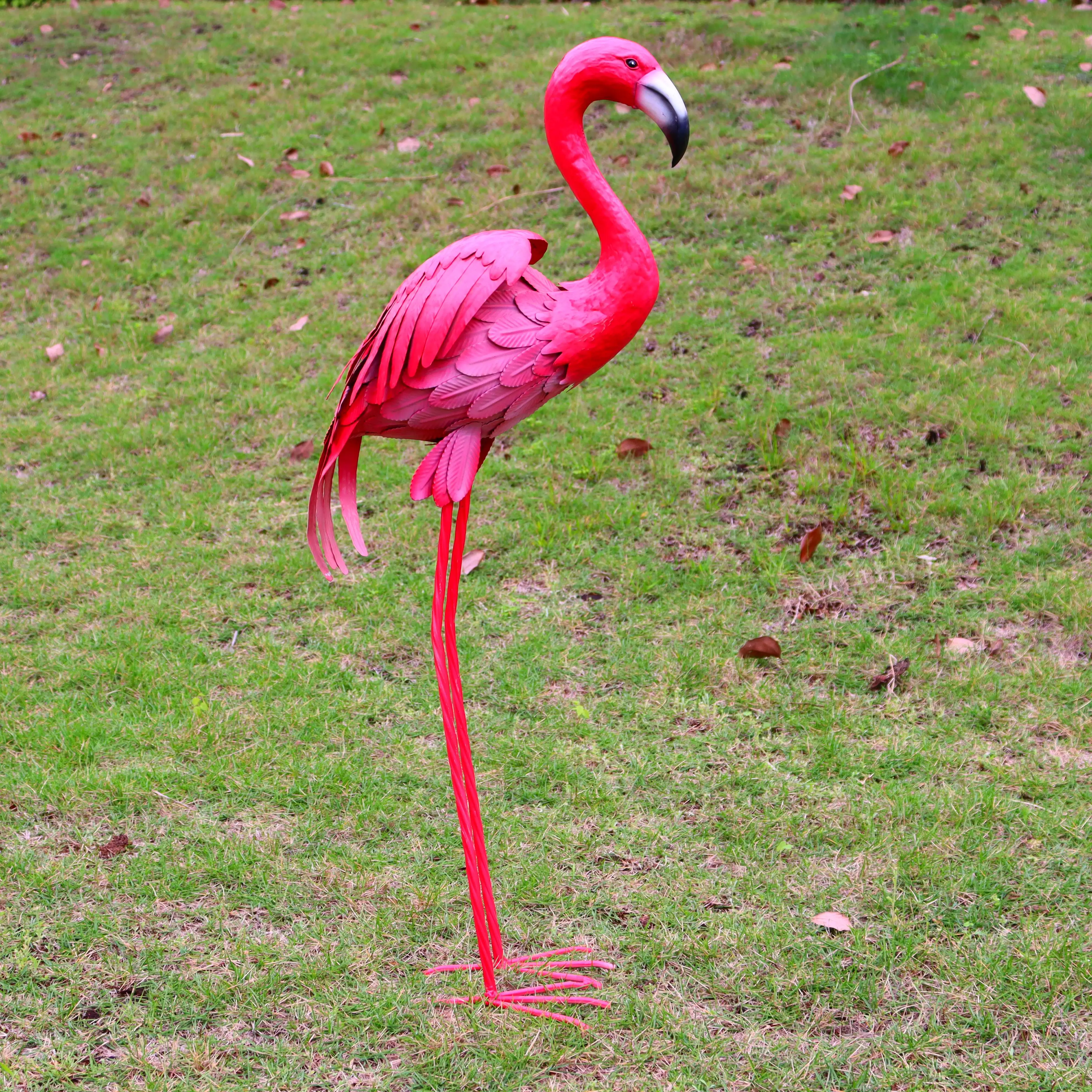 Metal Flamingos Decoración de jardín Artes de metal Decoración al aire libre Familia Pies de metal Estacas para jardín