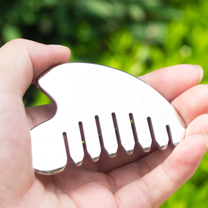 Masajeador de cabeza de acero inoxidable Gua Sha peine herramienta de elevación Facial <span class=keywords><strong>Metal</strong></span> Gua Sha masajeador de cuero cabelludo para terapia de cabeza acero Guasha - Product Image 4