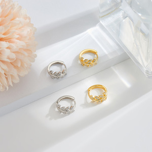 2022 nuovo stile coreano alla moda 925 in argento Sterling Leaf <span class=keywords><strong>orecchini</strong></span> <span class=keywords><strong>orecchini</strong></span> a forma di diamante con zircone <span class=keywords><strong>orecchini</strong></span> a cerchio per donne e <span class=keywords><strong>bambini</strong></span> - Product Image 2