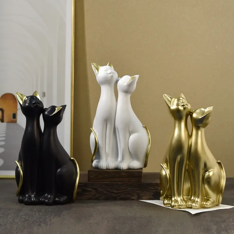 豪華でシンプルなカップルの猫の装飾家のリビングルームの入り口動物の樹脂工芸品の装飾品家の装飾のための樹脂工芸品
