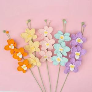 ดอกลิลลี่ถักโครเชต์ตกแต่งงานแต่งงานแบบใหม่ ทำด้วยมือจากผ้าฝ้าย <span class=keywords><strong>ดอกไม้</strong></span>ประดิษฐ์ สีตามสั่ง สำหรับวันขอบคุณพระเจ้าและคริสต์มาส - Product Image 6