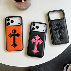 Custodia in Pelle per <span class=keywords><strong>iPhone</strong></span> 17 Air <span class=keywords><strong>con</strong></span> Design 3D Trendy a Croce in Rilievo, Compatibile <span class=keywords><strong>con</strong></span> <span class=keywords><strong>iPhone</strong></span> 13 14 15Pro Max Heart 16 Plus - Product Image 1