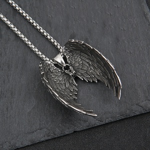 Aile d'ange rétro swagor punk, bijoux de <span class=keywords><strong>motard</strong></span>, pour femmes, en acier inoxydable, collier pendentif avec ailes d'ange, DMP 018 dmp018 - Product Image 3