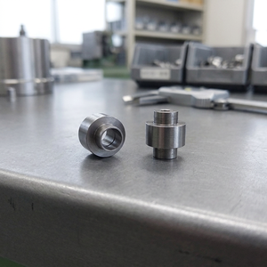 Custom Designed Koyo High Precision Pure <b>Tungsten</b> Metal Special Lamp P4-018 Premium Light Source Optical Device Promotional - Product Image 3