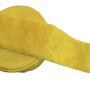 Ruban en fausse fourrure douce et moelleuse Boca pour la confection <span class=keywords><strong>de</strong></span> nœuds pour cheveux, la décoration hivernale, les projets créatifs et les chapeaux décorés - Product Image 4