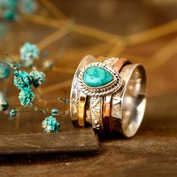 Bague vintage turquoise style western, manchette ajustable Emily avec concho et motif Squash Blossom, style bohème, pour mariage ou cadeau