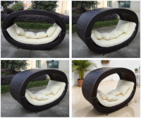 Lit de repos sculptural d'extérieur de qualité professionnelle avec pare-soleil renforcé et structure en 6063-T5 pour usage VIP au bord de la piscine et en club