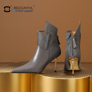 <span class=keywords><strong>Bottines</strong></span> <span class=keywords><strong>Chelsea</strong></span> d'hiver pour femmes à bout pointu, talons hauts, fermeture éclair, patchwork en crin de cheval, détails métalliques, design tendance, vente en gros - Product Image 6