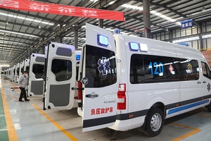 Camilla de Ambulancia de Servicio de Emergencias Foland de Tecnología ISUZU en Venta - Product Image 3