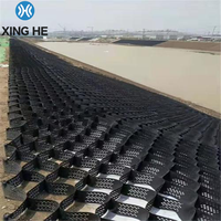 Георешетка из HDPE-пластика для защиты гравийных дорог, укрепления склонов, парковок, подъездных путей, подпорных стен, предотвращения эрозии почвы и укладки покрытий